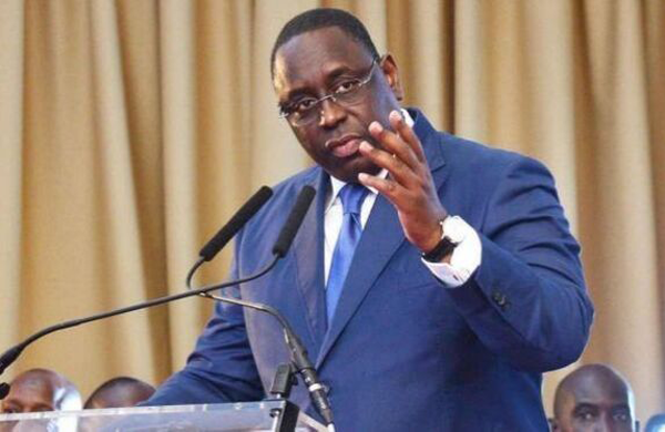 Coronavirus: Macky Sall prive les ministres de voyages à l’extérieur