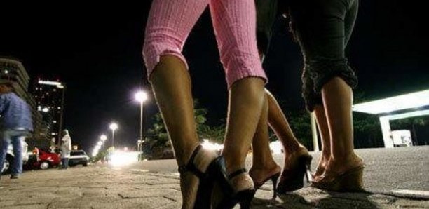 Pour une histoire de salutation: il tue la prostituée