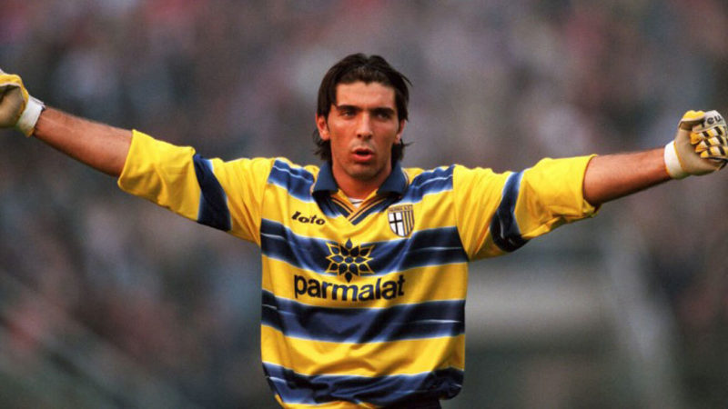OFFICIEL: Gianluigi Buffon fait son grand retour à Parme