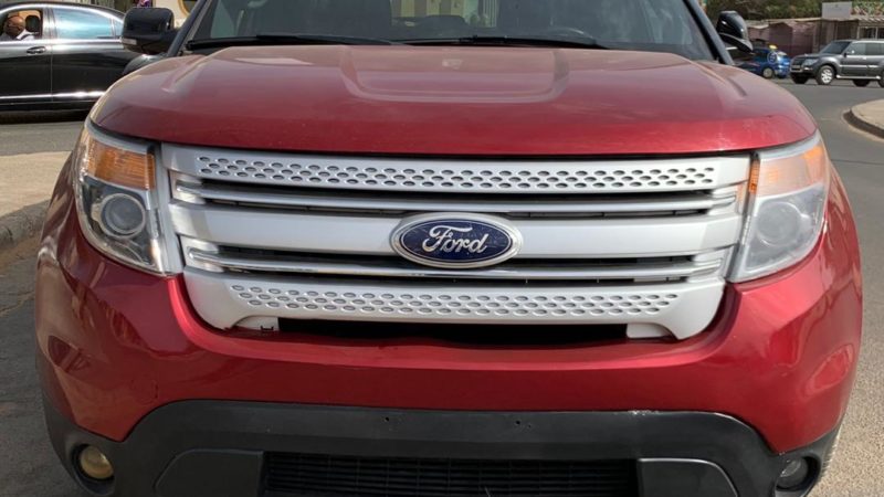 WANTER WANTER!!!!!!!!  FORD EXPLORER XLT  Année: 2013