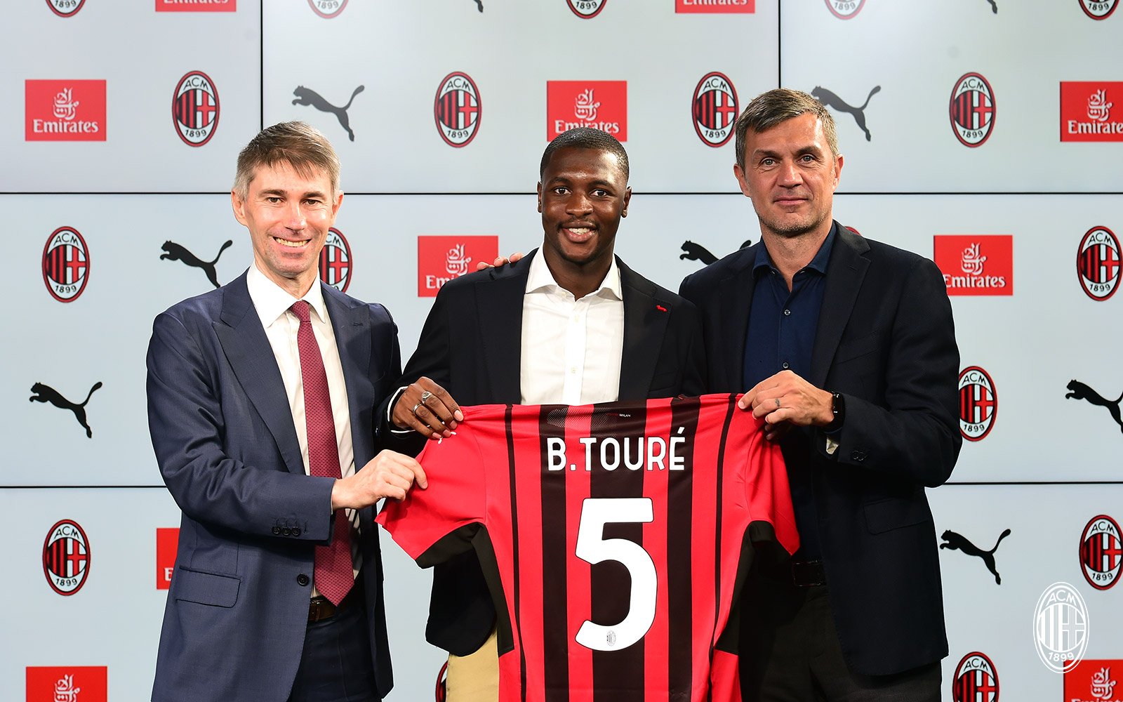 Mercato: Ballo-Touré signe à l’AC Milan