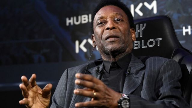 La fille de Pelé donne des nouvelles de son père