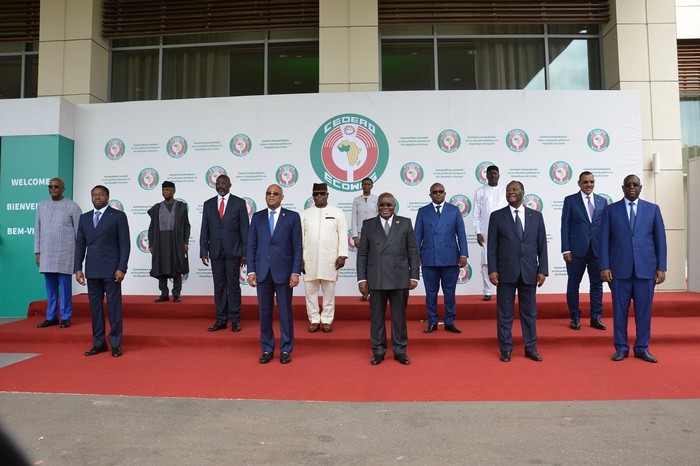 Guinée : la CEDEAO donne 6 mois pour organiser des élections et inflige des sanctions à la junte 