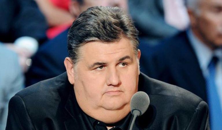 Pierre Ménès aurait eu un comportement disproportionné envers sept employés de CANAL+
