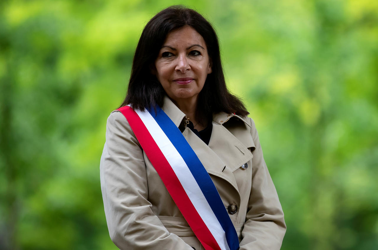 Présidentielles : portée par le Parti socialiste, la maire de Paris entre officiellement dans la course à l’Élysée