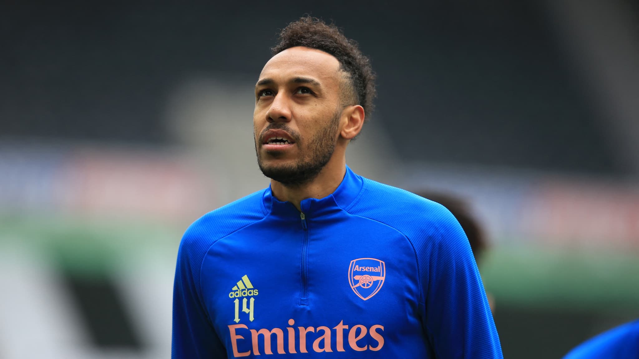 MERCATO: Pierre-Emerick Aubameyang est officiellement un joueur du FC Barcelone!