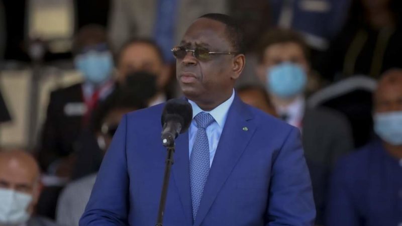 Un ancien président toujours influent , entre rayonnement mondial et leadership national incontestable.